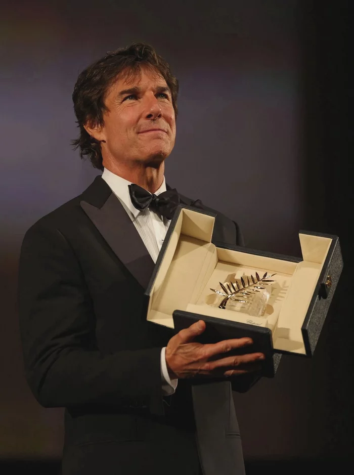Tom Cruise Receives Honorary Palme d'Or at Cannes Film Festival - Actors and actresses, Cannes festival, Tom Cruise, Longpost, Celebrities, Jennifer Connelly