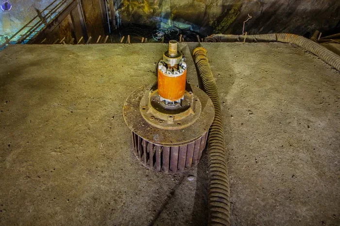 Forgotten technology in the underground sea - Bomb shelter, The Great Patriotic War, the USSR, Abandoned, Yandex Zen, Longpost