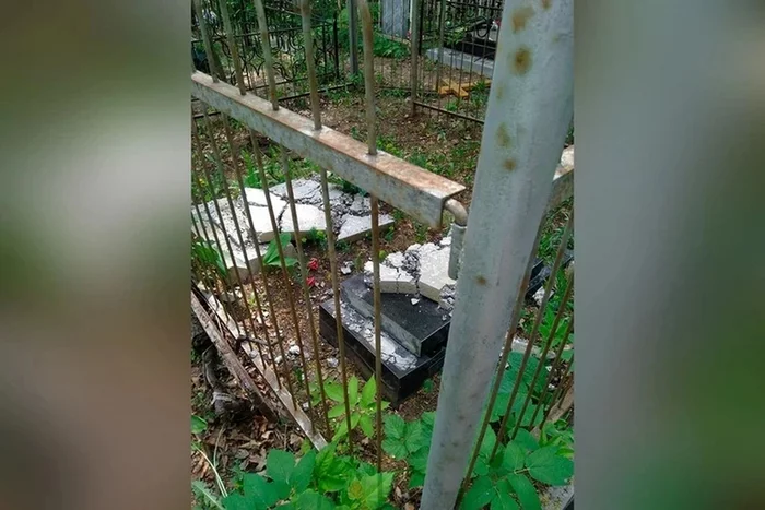 “He broke dozens of graves and will escape punishment”: a young deranged migrant is tried for vandalism at a cemetery in Samara - Negative, Samara, Court, Vandalism, Migrants, Diaspora, Insane, Zadolbali, No words, Prosecutor's office, Longpost
