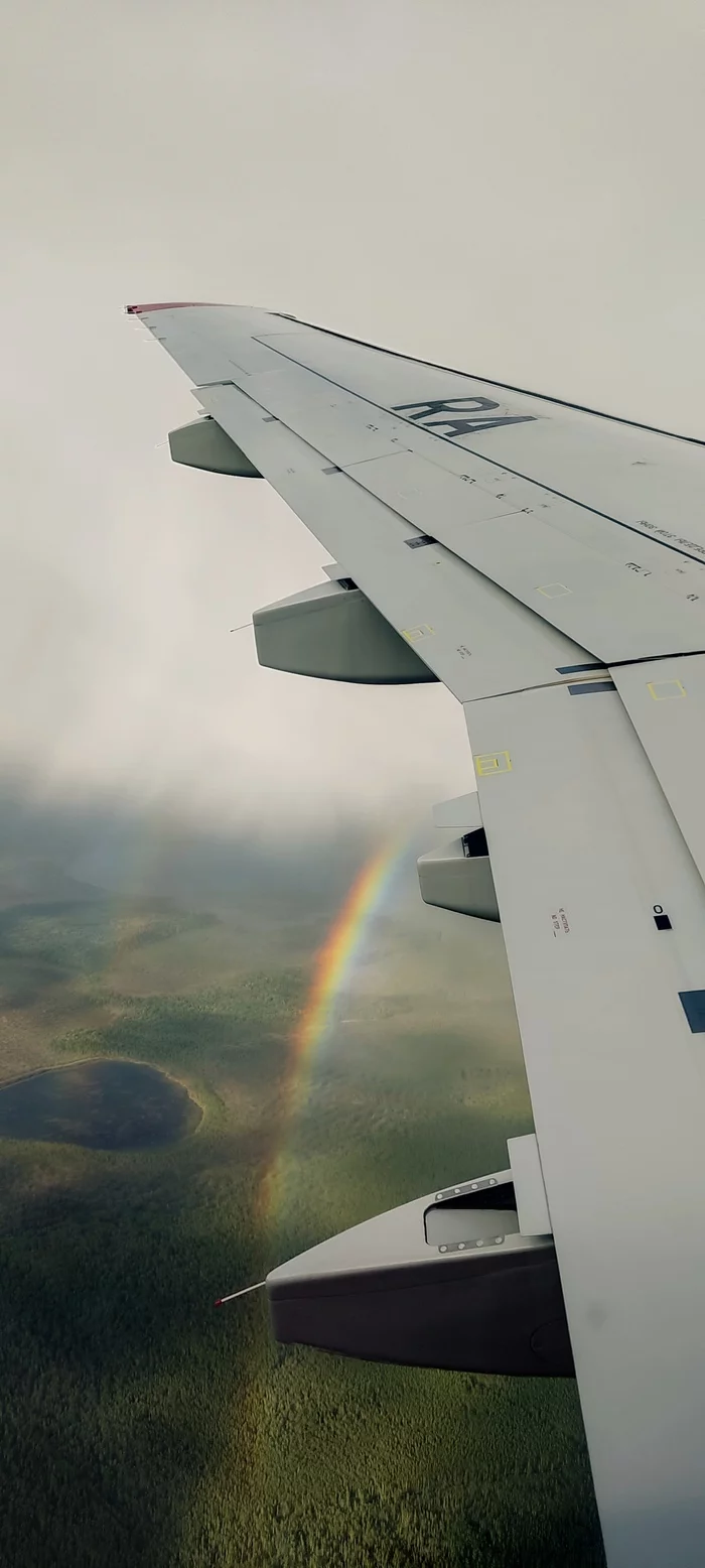 While flying, I saw this beauty :) - My, Rainbow, Airplane, Longpost