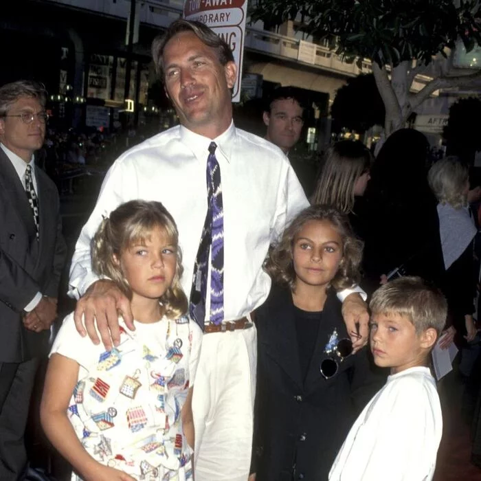 Premiere of the film Water World, July 26, 1995 - Actors and actresses, Movies, Water world, Dennis Hopper, Kevin Costner, Arnold Schwarzenegger, Brad Pitt, Longpost, Celebrities