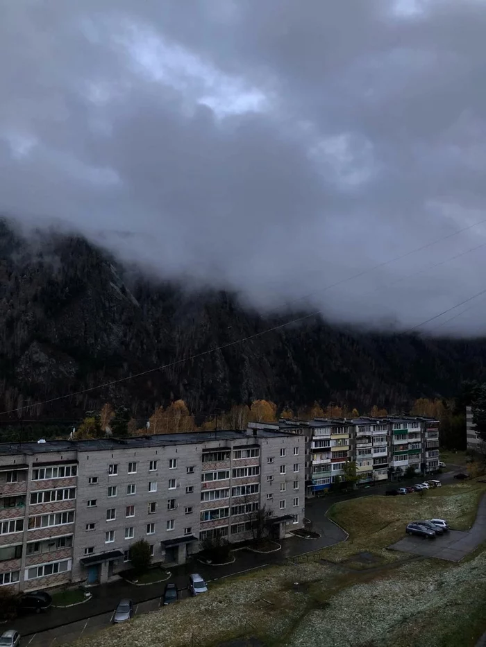 City in the clouds - Town, Five-story building, The mountains, Clouds