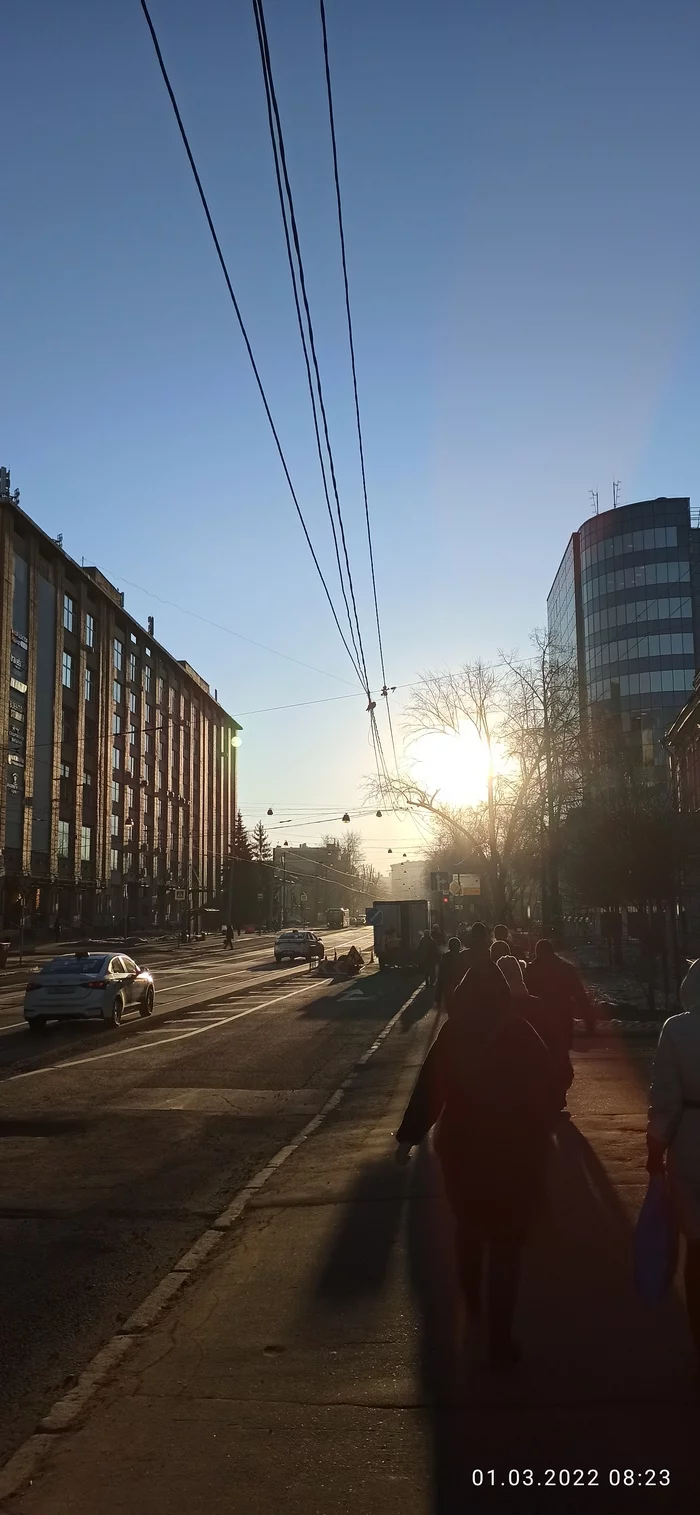 To the light - My, Mobile photography, Moscow, Morning, Longpost