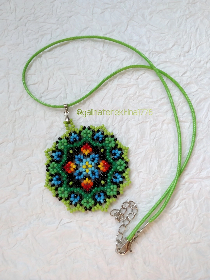 Кулон оберег "Уичольским мотив"