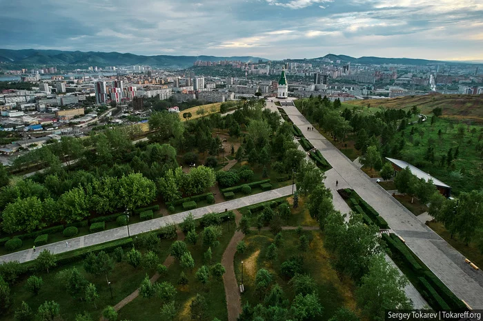 Krasnoyarsk, Pokrovsky Park from above - My, Krasnoyarsk, Krasnoyarsk region, sights, Cities of Russia, The park, Pokrovka, , Temple, Architecture, Church, Dji, DJI Mavic Air, Quadcopter, Aerial photography, Longpost