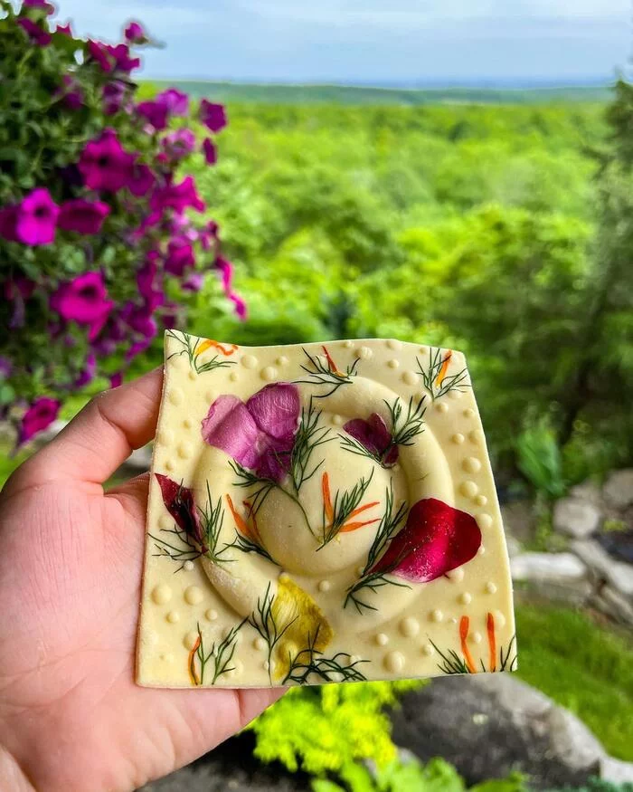 Authentic Italian condom - ravioli with sunken flowers and dill - The photo, Food, Ravioli, Italian food, Similarity, Condoms, Reddit, Longpost