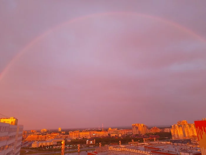 night rainbow - My, The photo, Photo on sneaker, Surgut, Rainbow, Night, After the rain, Beginning photographer