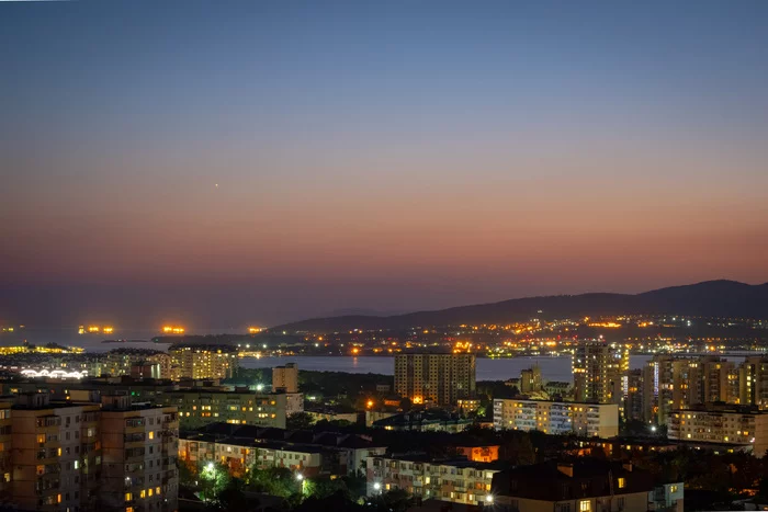 Night Gelendzhik - My, Gelendzhik, The photo, Night city, Night shooting