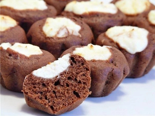 Delicate chocolate muffins - cheesecakes - Dessert, Recipe, Preparation, Cooking, Snack, Bakery products, Yummy, Muffins