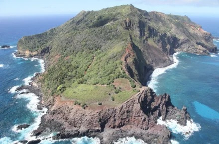 Pitcairn Island: the most distant place on Earth - My, Literature, Fantasy, Geography, Interesting places, Travels, Tourism, Longpost