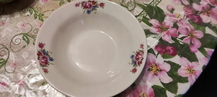 What is this marking? - Question, What's this?, Tableware, Marking