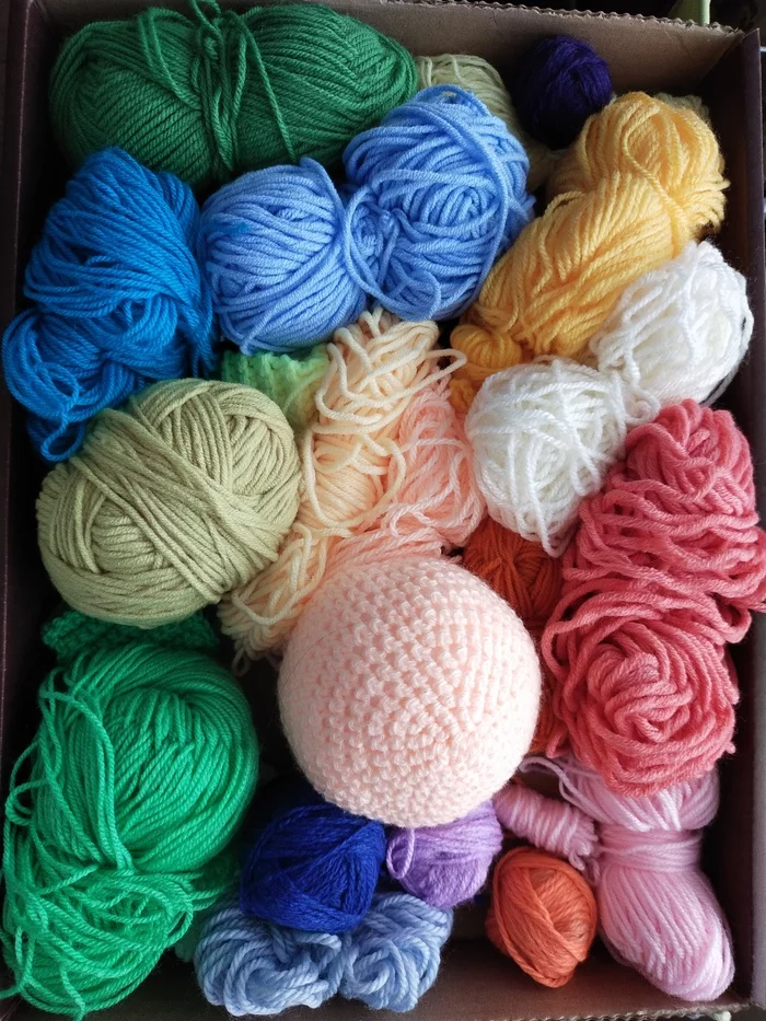 Where to put the rest of the threads continued - My, Amigurumi, Knitting, Crochet, Knitted toys, Handmade dolls, Something Bright, Childhood, The best solution, Longpost