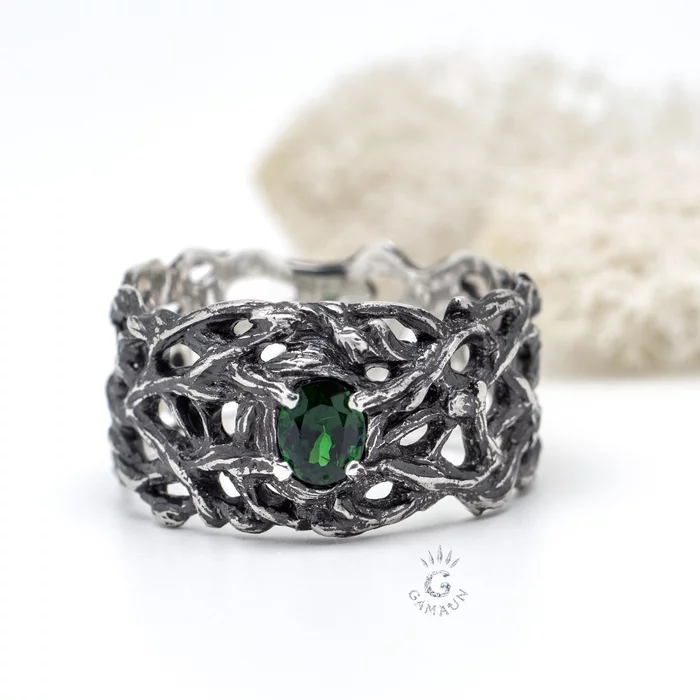 How tsavorite moved to a new ring - My, Needlework without process, Silver, Ring, Jewelry, Longpost