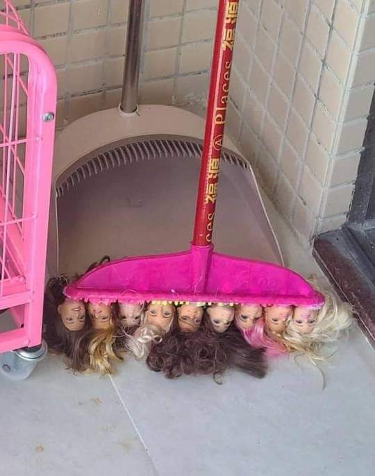 Schwarby - Mop, Doll, Barbie