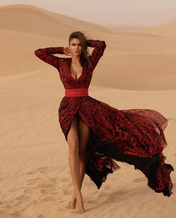 In desert - Girls, The photo, The dress, Desert, Victoria Odintsova, Brunette