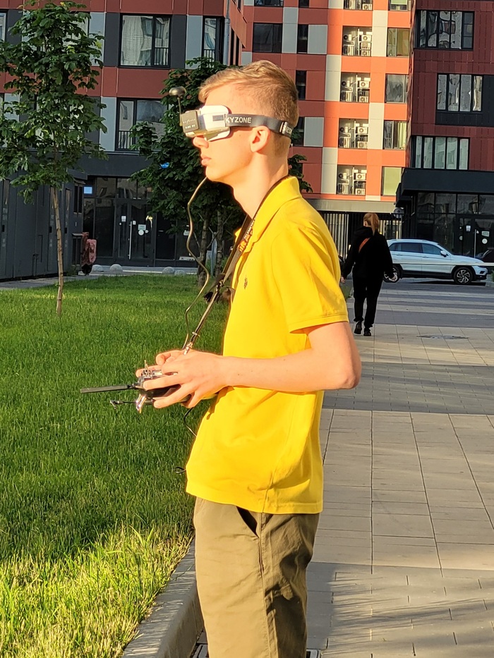 Киберпанк наступил, или сынок иди поиграй на улице