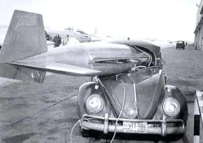 Beetle fighter - Airplane, f-104, Volkswagen beetle, Black and white photo