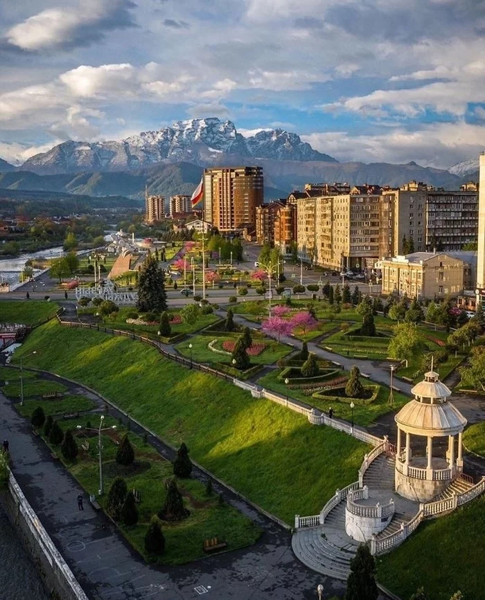 City of Vladikavkaz, North Ossetia - Vladikavkaz, North Ossetia Alania, Town, Nature, beauty, Caucasus, The photo