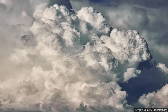 Sky over Krasnoyarsk - My, Krasnoyarsk, Sky, Clouds, Cumulus, View from the plane, Krasnoyarsk region, Longpost
