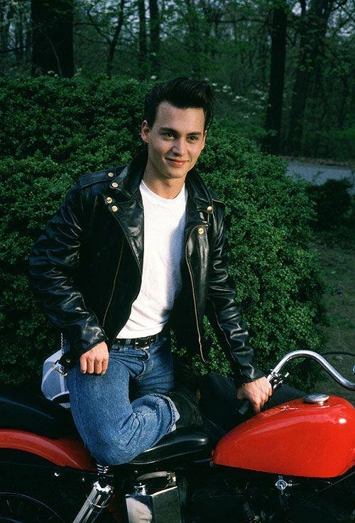 Who has money here? - Johnny Depp, Harley-davidson, Motorcyclists, Auction, Crybaby, Actors and actresses, Celebrities, Rarity