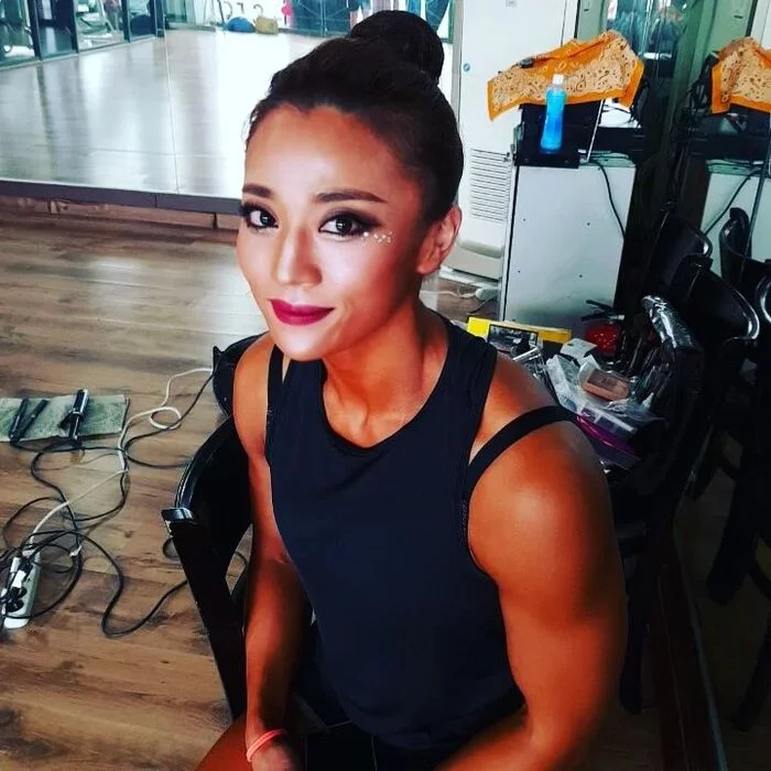 Mi-kyung An - Girls, Bodybuilders, Sports girls, Strong girl, Asian, Korean women, Body-building, Posing, Video, Vertical video, Longpost, Mi-kyung Ahn, Press, Fitness