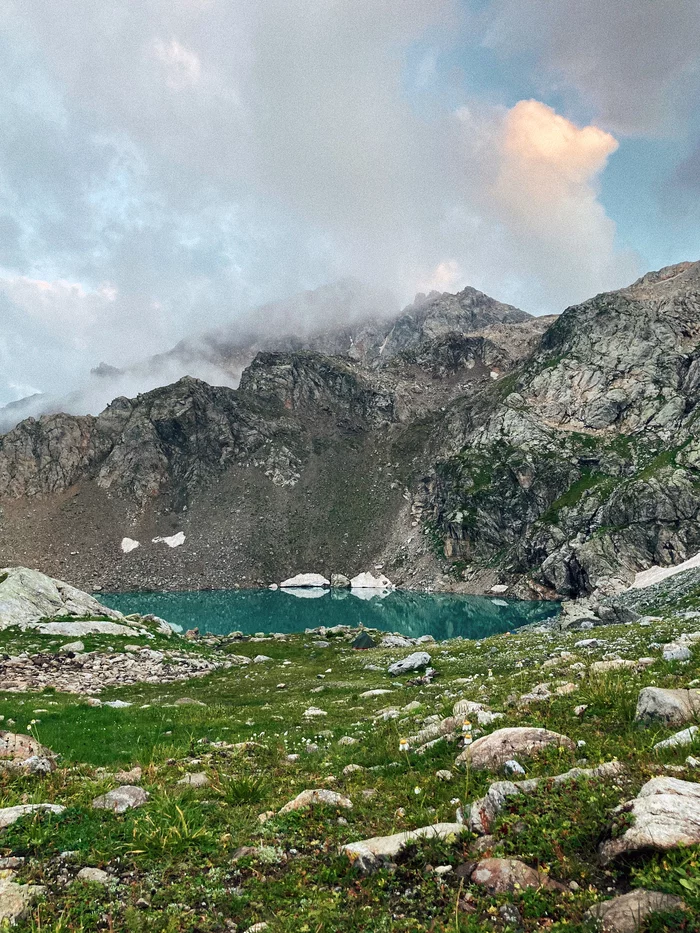 Morning on Sofia lakes - My, The photo, Mobile photography, Sofia Lakes, Arkhyz, Karachay-Cherkessia, The nature of Russia, The mountains