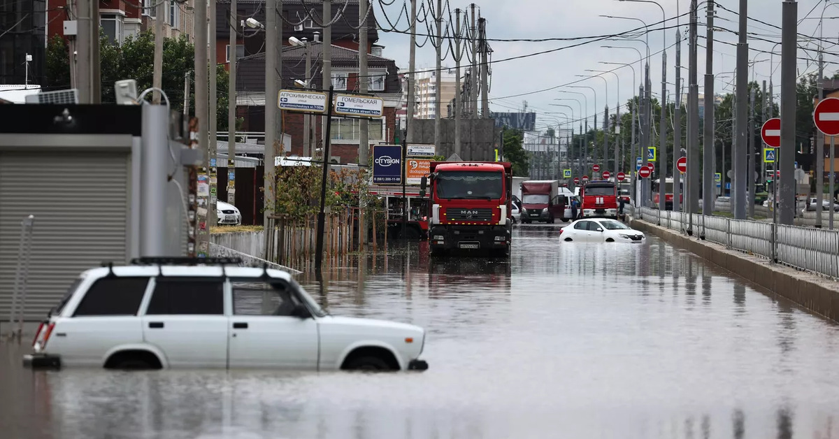 Дождь 2018 г. Потоп в Краснодаре. Сильный дождь. Ливни. Потоп на Московской Краснодар.