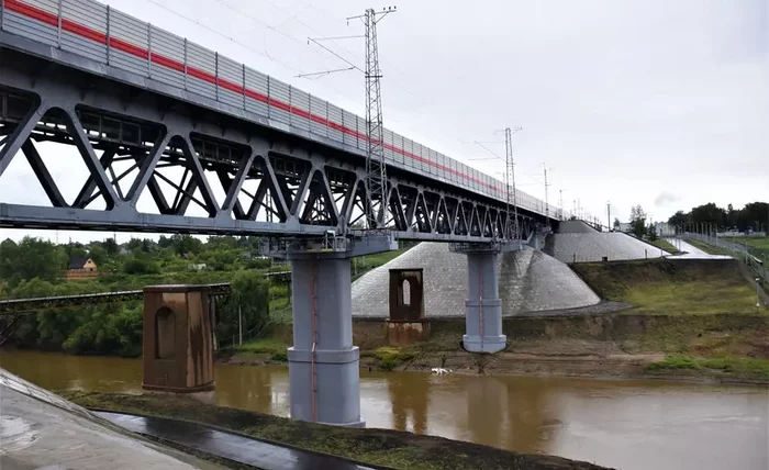 A bridge was opened in Omsk for 2 billion rubles. - news, Russia, Positive, Infrastructure, Bridge, Omsk region, Railway