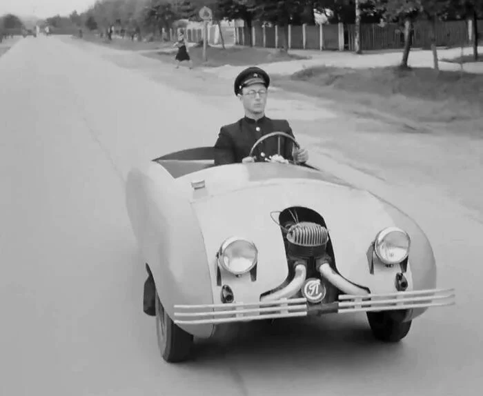 Homemade three-wheeled car Georgy Semyonov with an IZH engine. - Story, History of the USSR, 20th century, Black and white photo, Homemade car, Latvia