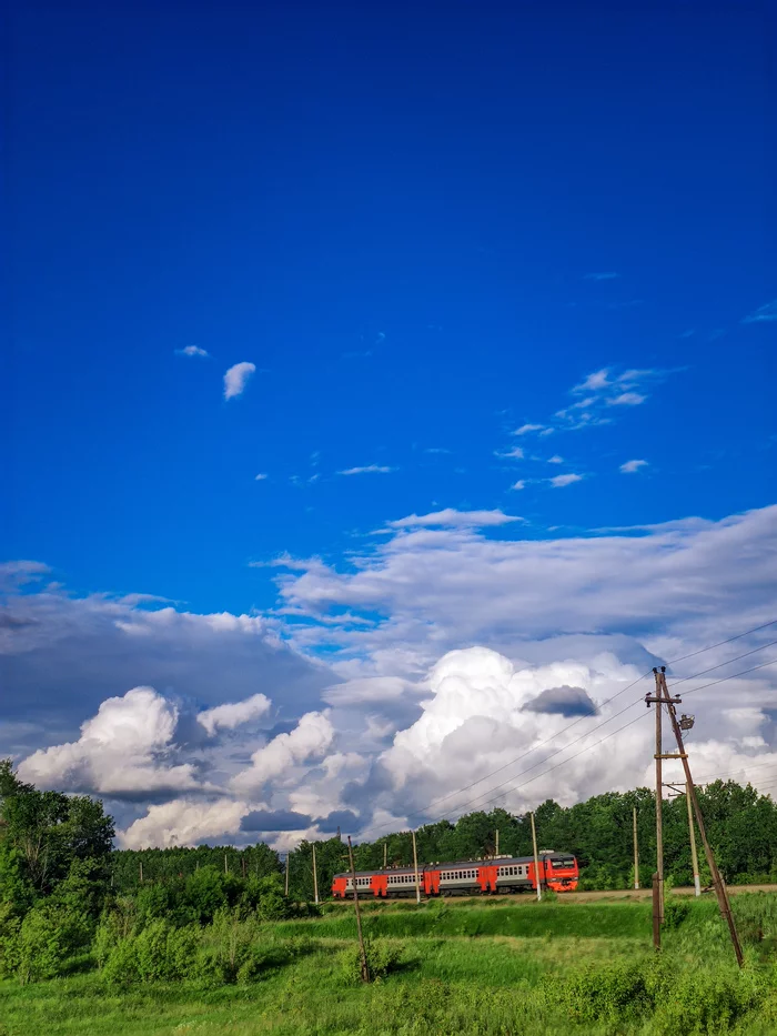Summer color - My, Xiaomi Mi9, Summer, Russian Railways, Train, After the rain, Clouds, Mobile photography