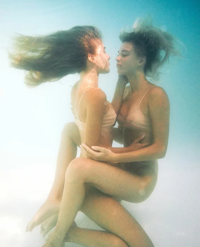 passion under water - NSFW, Girls, Erotic, Swimsuit, Under the water, beauty, Longpost