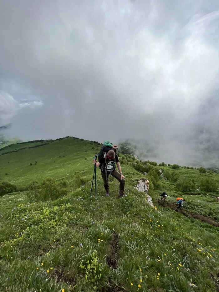 Hike to Bolshoi Thach. - My, Republic of Adygea, Tourism, Hike, Travel across Russia, The mountains, Travels, Tent, Mountain tourism, Big Thach, Video, Soundless, Vertical video, Longpost