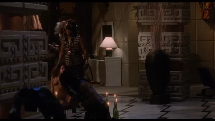 Boobs in the movie Predator 2 / Predator 2 (1990) - Movies, Boobs, Horror, Fantasy, Боевики, 90th