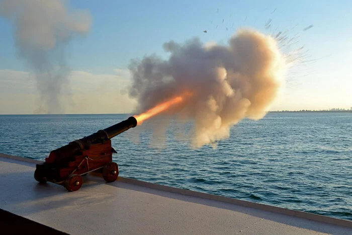 I hammered the charge into the cannon tightly ... And what exactly did I score? Ammunition for ship cannons of the 17th-19th century - Military equipment, Sea, Combat ships, A gun, Fleet, Vacation, Relaxation, Longpost