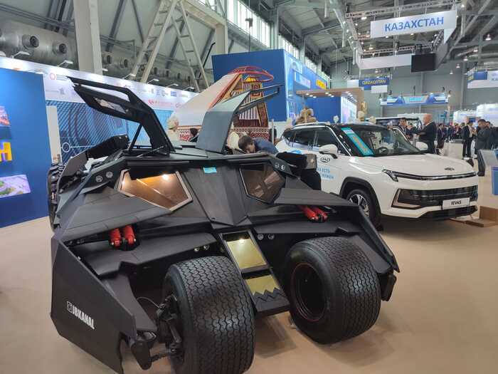 Batman's car was brought to Yekaterinburg for 28.5 million rubles - Technics, Innoprom, Auto, Economy, Development of, Kazakhstan, Russia