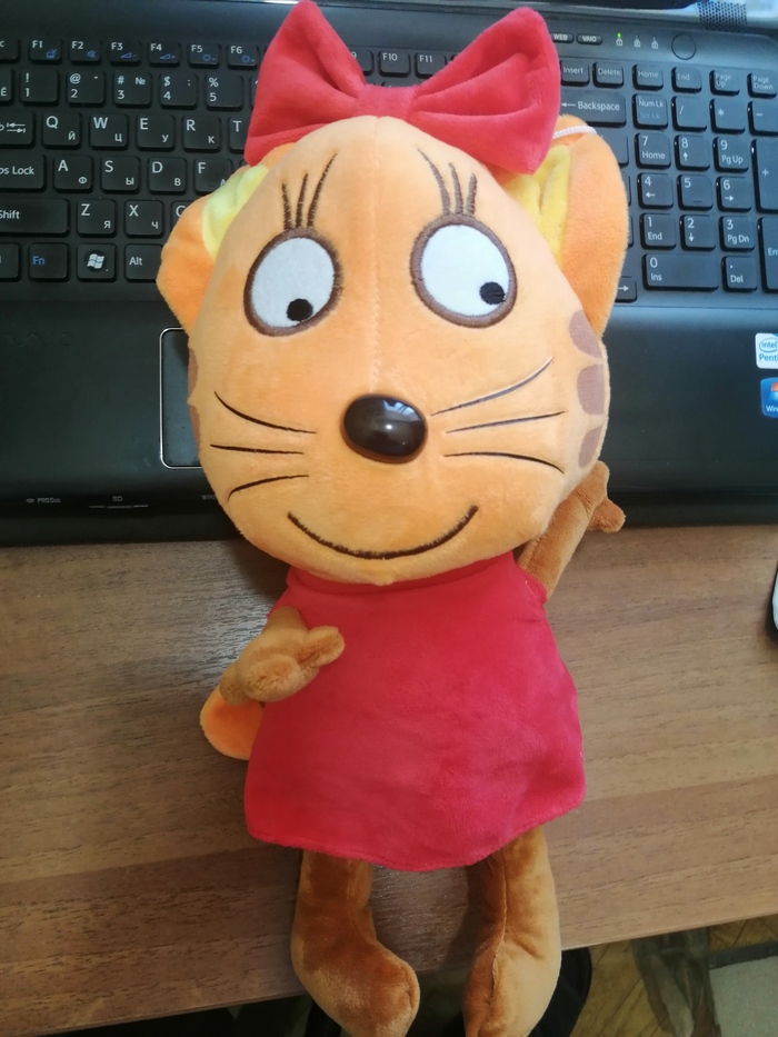 Внимание, по магазинам игрушек ходят от имени правообладателя и требуют денег