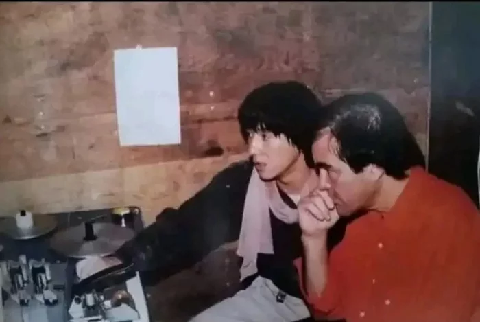 Jackie Chan and Oliver Stone on the set of Armor of God 2 - Jackie Chan, Oliver Stone, Armor of God 2, Video, Youtube