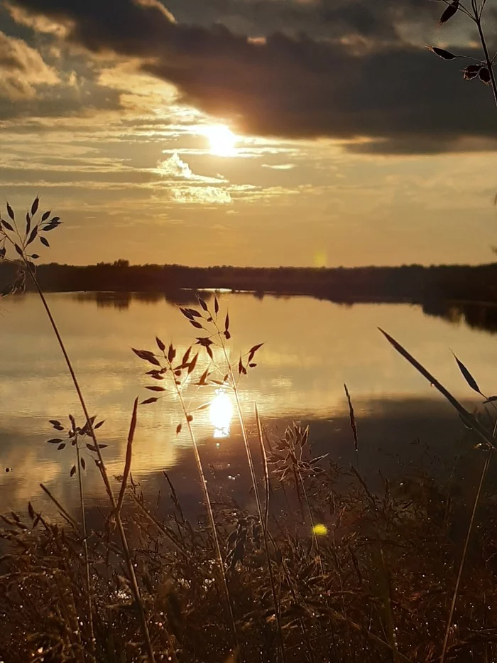 Salute at sunset - My, River, Mobile photography, Sunrises and sunsets