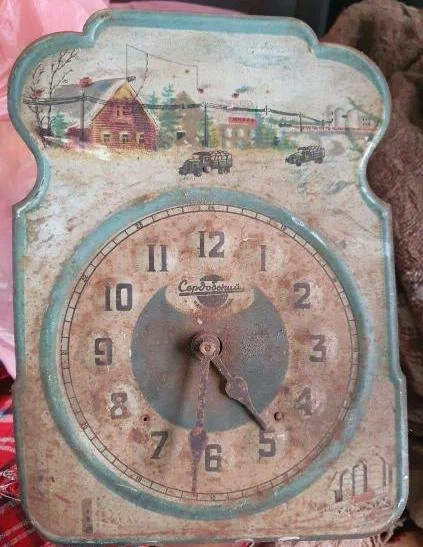 Why all Soviet houses had walkers clocks, which also served as an instrument of propaganda - Wall Clock, Retro, Made in USSR, Yandex Zen, the USSR, GIF, Longpost