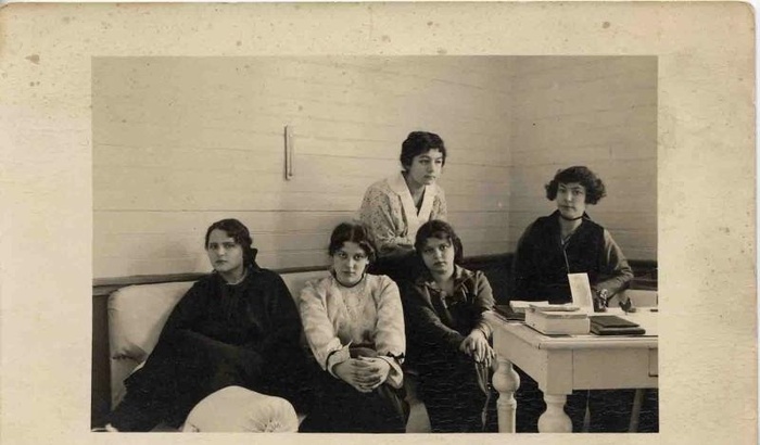 , 1903