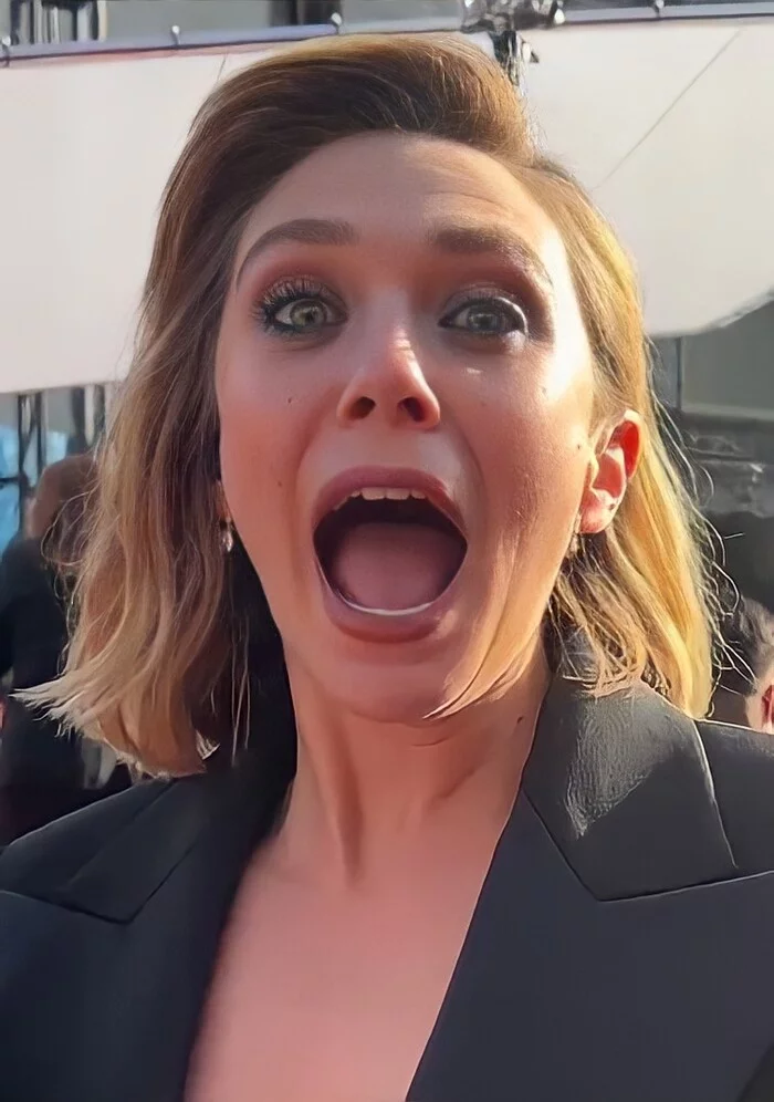 Able to open his mouth - Elizabeth Olsen, beauty, Actors and actresses
