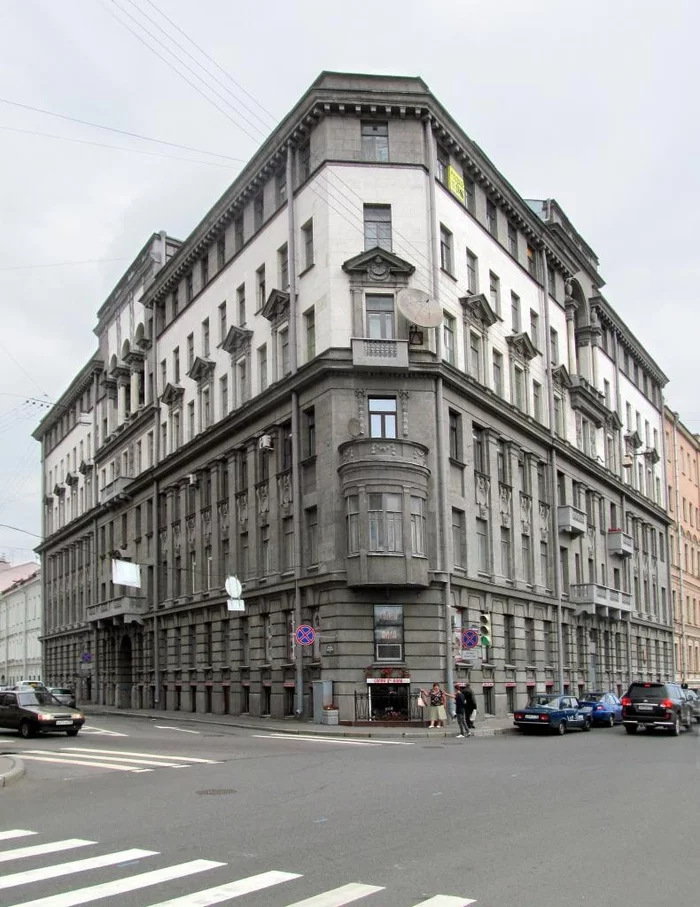 The Star of David and the Orthodox Cross. Margolins' Apartment House - My, Story, Saint Petersburg, Architecture, Fontanka, Excursion, Local history, Guide, Longpost