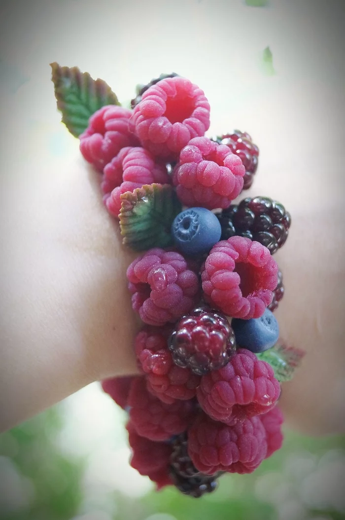 Yes!! It's a bracelet! Completely handmade! - My, Summer, Berries, Creation, A bracelet, Decoration, Women, beauty, Nature, Handmade, Raspberries, Luxury, Happiness, Лепка, Polymer clay, Needlework without process, Needlework, Longpost