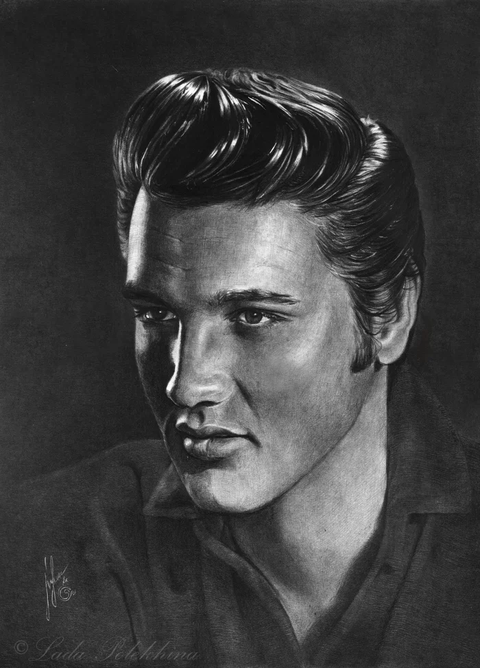 Drawing with simple pencils. Elvis Presley - My, Pencil drawing, Graphics, Portrait, Drawing, Portrait by photo, Elvis Presley, Rock'n'roll, Celebrities, The singers