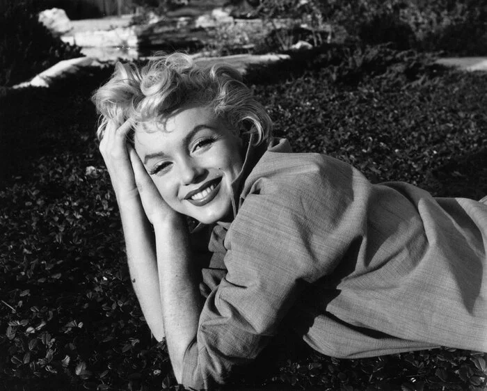 Marilyn Monroe - photographer Ted Baron (III) Cycle Magnificent Marilyn 1064 part - Actors and actresses, Blonde, USA, Old photo, Black and white photo, Girls, 1954, 50th
