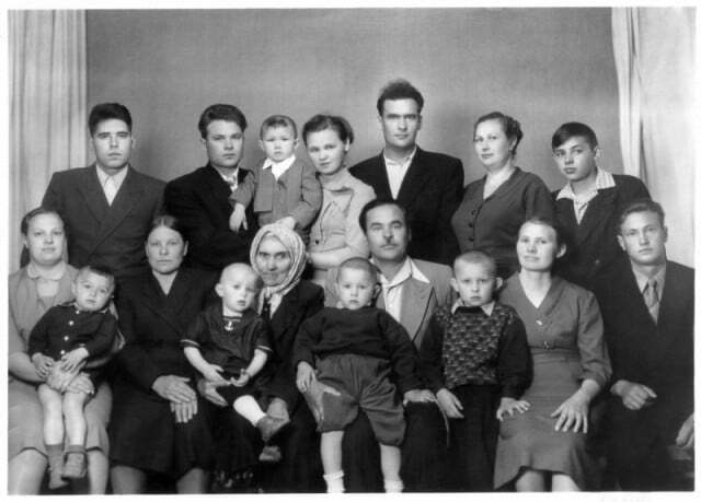 Family photo in the studio, 1961 - the USSR, История России, Old photo, History of the USSR