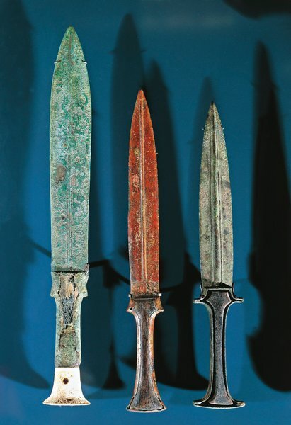 Cold steel weapons of pyramid builders - Ancient Egypt, Dagger, Louvre, Archeology