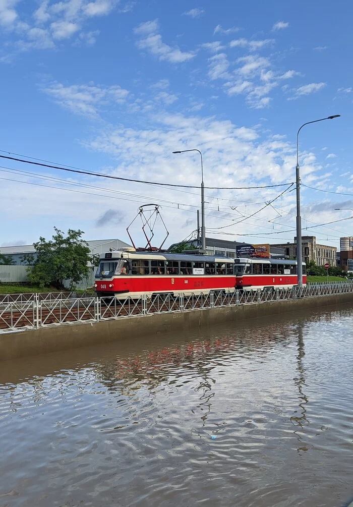 Tram near the embankment in Krasnodar - My, Krasnodar, Краснодарский Край, Kuban, Tram, Tatra, Embankment