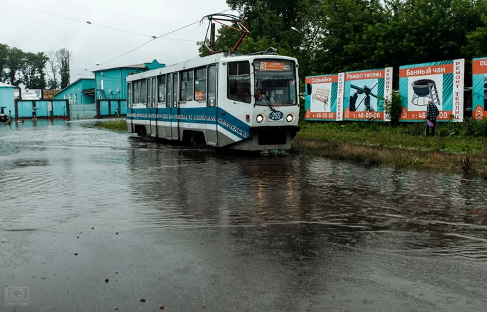 A river tram has been launched in Smolensk! - Longpost, Smolensk, Russian roads, Problem, Hopelessness, Devastation, Puddle, Shower, Потоп