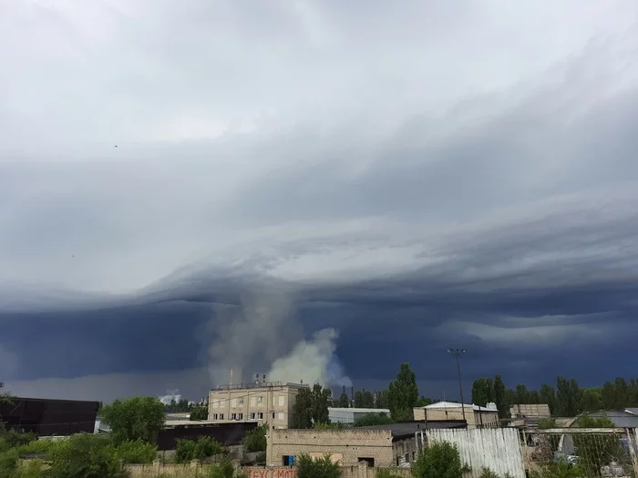 10 minute difference - My, Mobile photography, Thunderstorm, Lipetsk, The photo, Sky, The clouds